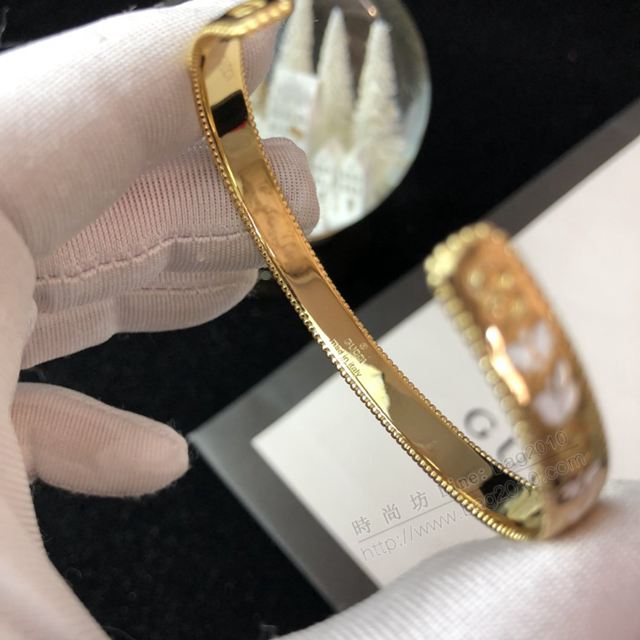 GUCCi飾品 古馳孔雀翎黃金開口手鐲 Gucci首飾 女手鐲  zgbq1104